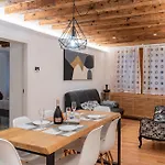 Ca' Sartori Apartment *