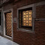 Ca' Sartori Apartment Venice